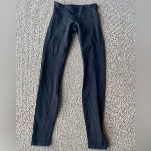 Lululemon wunder under size 4
